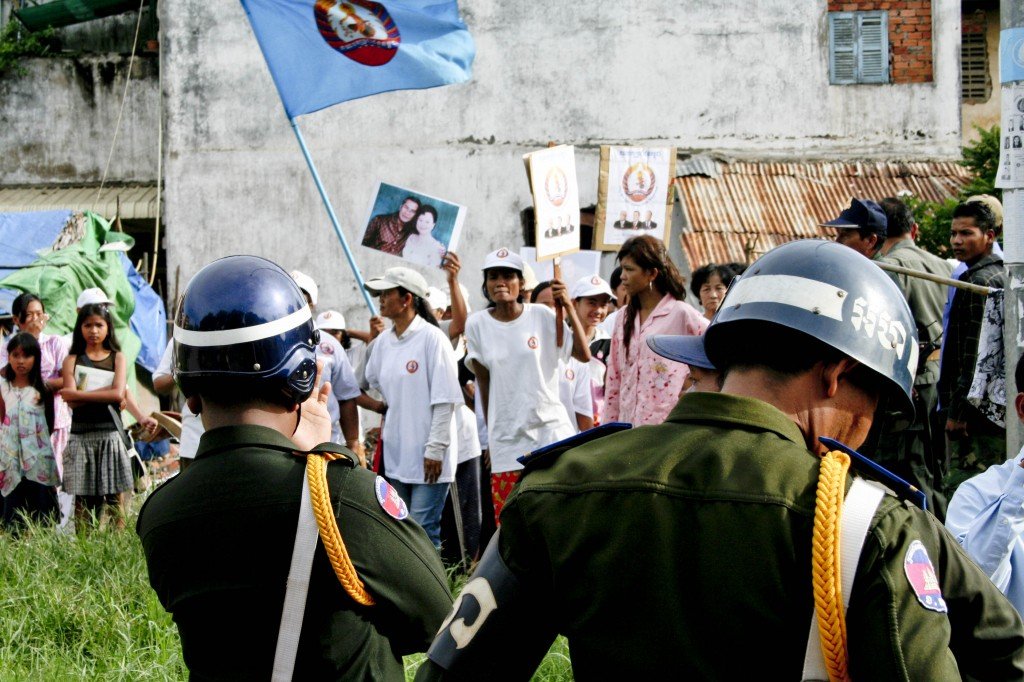 Protest of the threatened communities